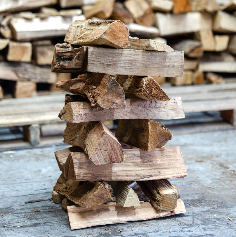 Mixed hardwood firewood for the fire pit
