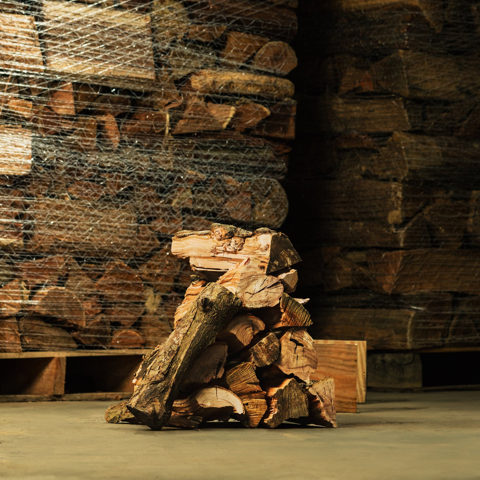 Apple firewood 8 inch splits stacked