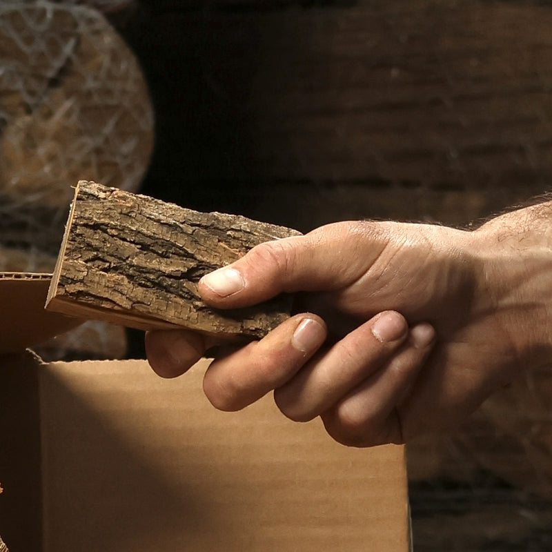 Smoking wood chunks for barbecue